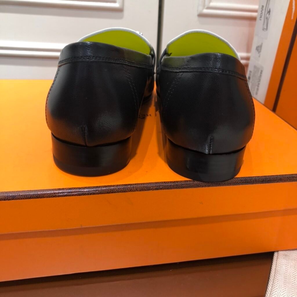 Hermès Unisex Loafers detail 6
