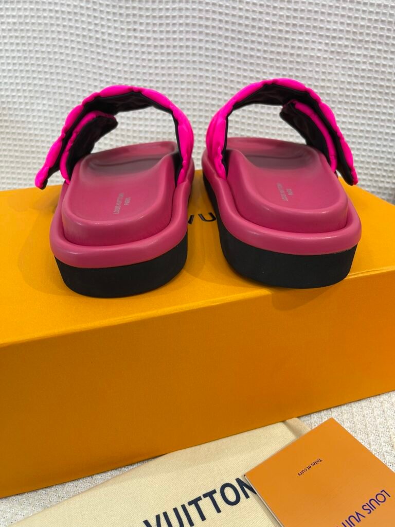 Louis Vuitton Women's Slides detail 6