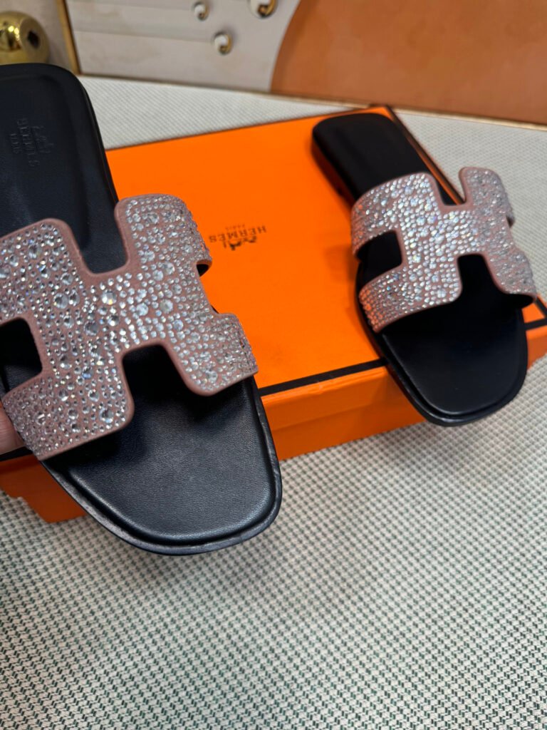 Hermès Unisex Slides detail 6