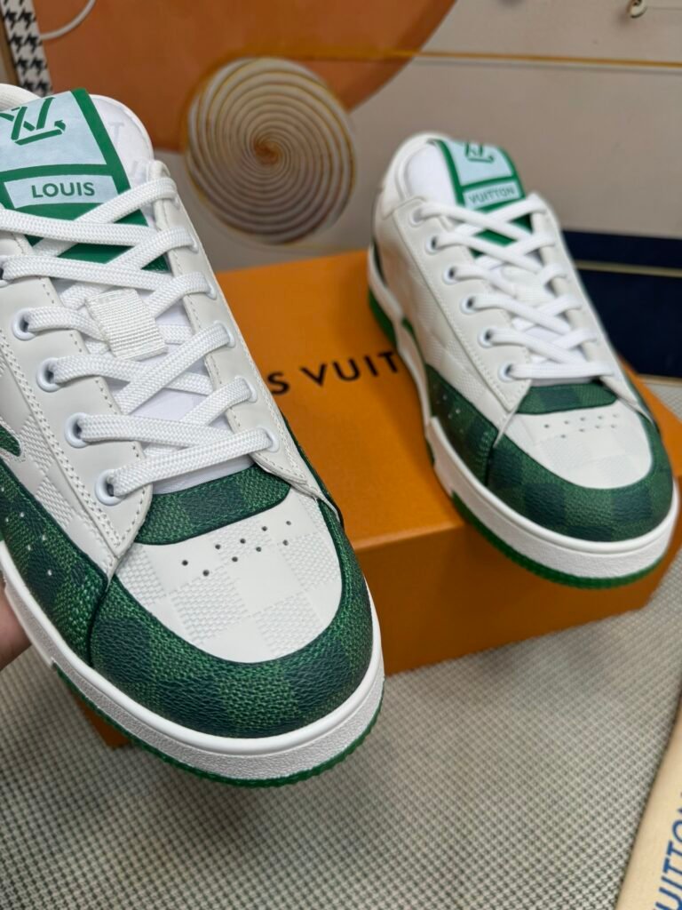 Louis Vuitton Men's White Low-Top Sneakers detail image 6