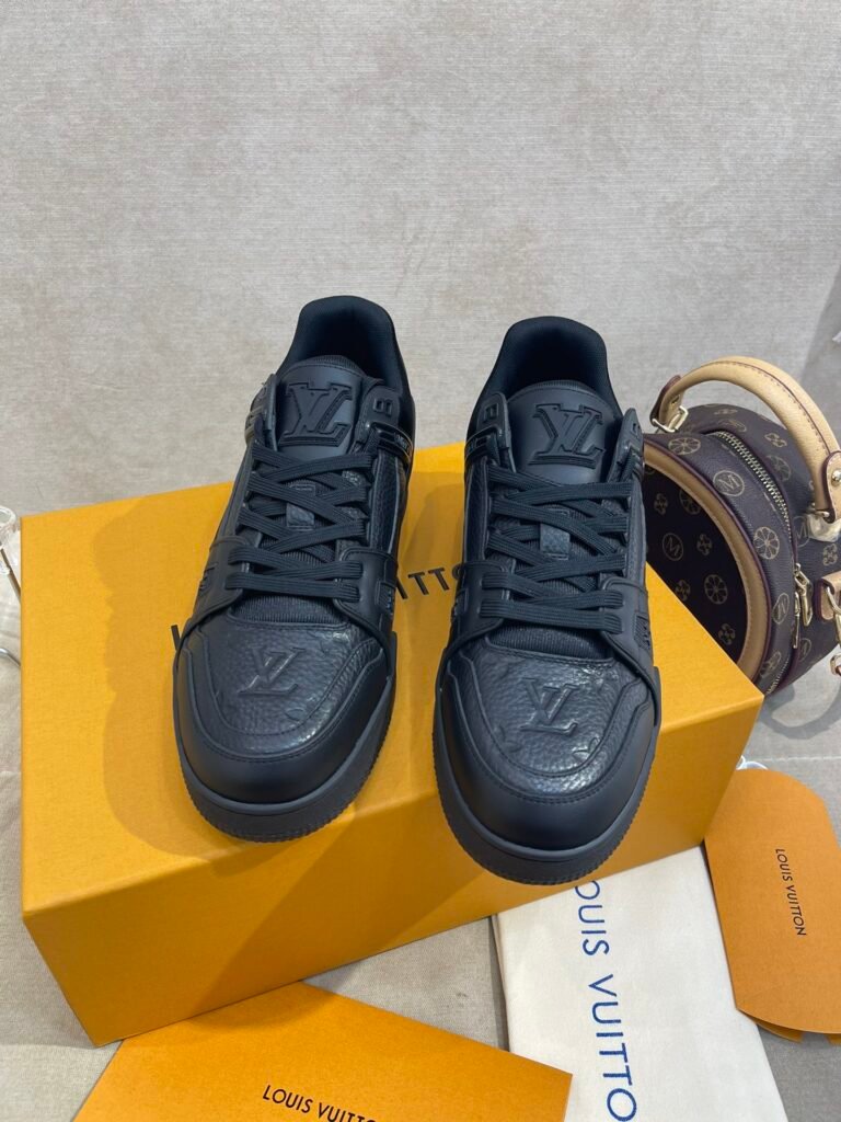 Louis Vuitton Unisex Basketball Sneakers detail 6
