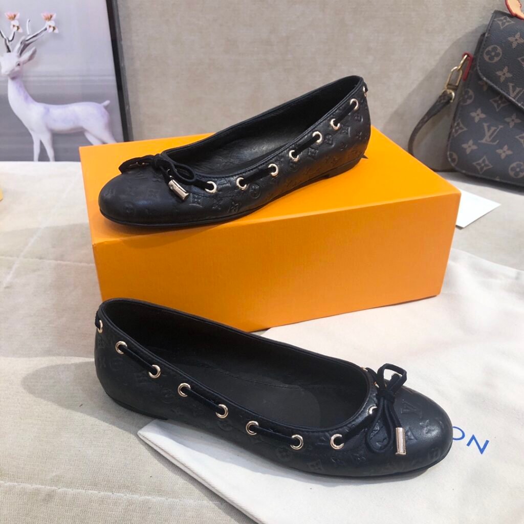 Louis Vuitton Women's Driving Loafers detail image 6