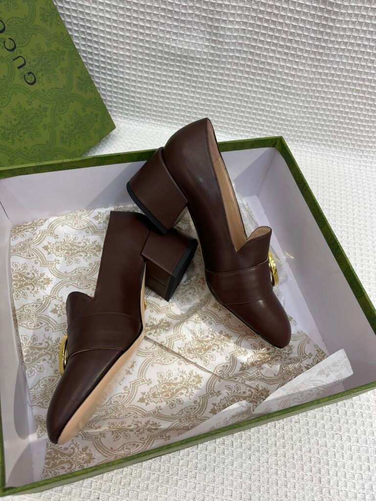 Gucci Unisex Leather-Sole Shoes detail 6