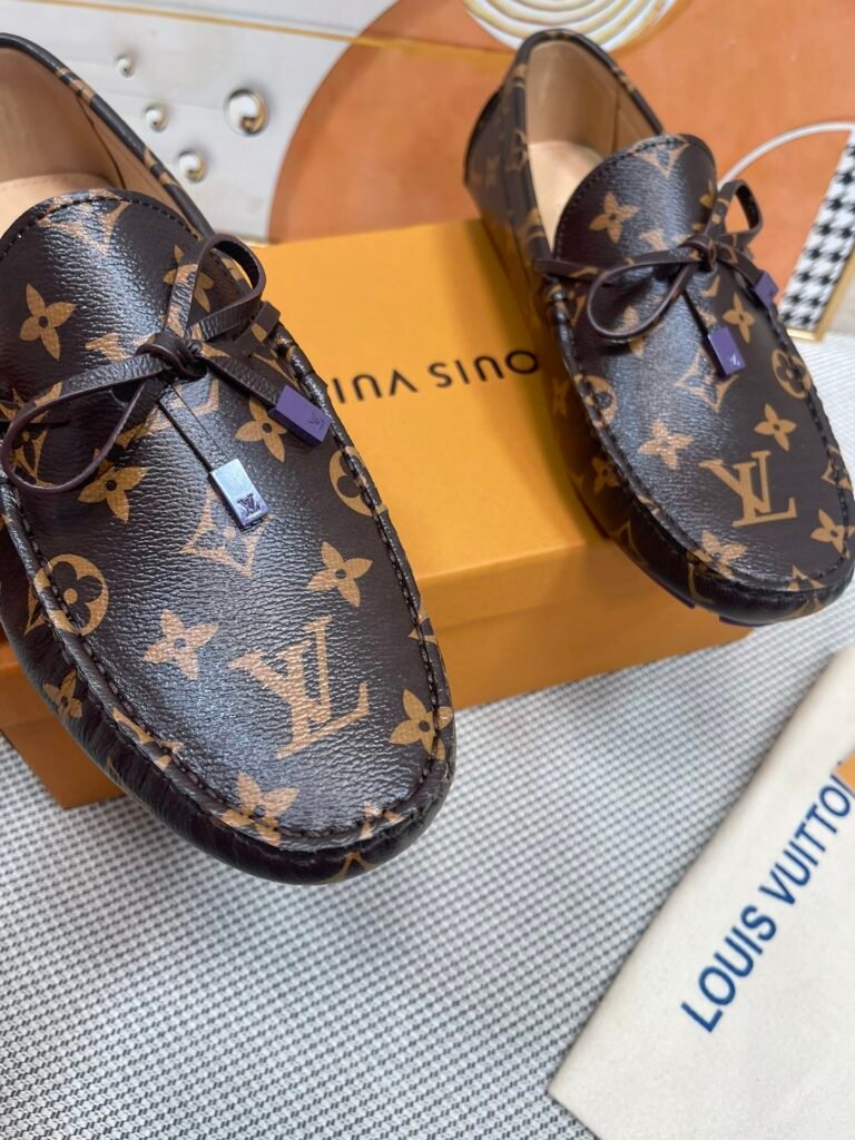 Louis Vuitton Unisex Driving Loafers detail 6