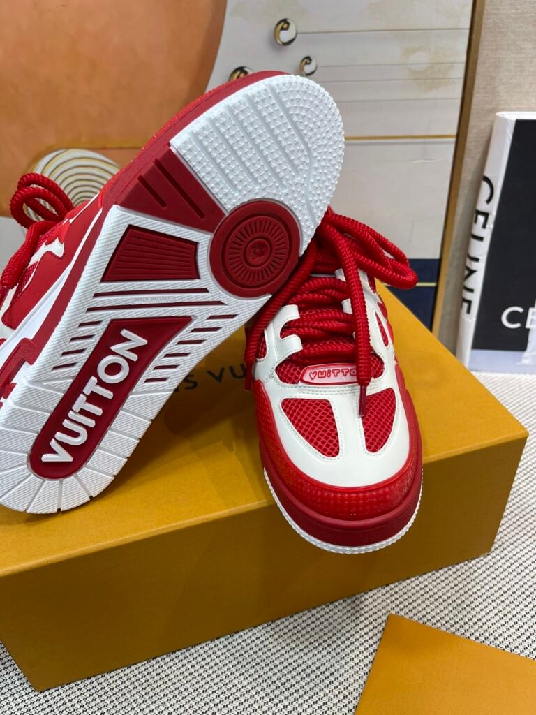 Louis Vuitton Unisex Chunky Sneakers detail 6
