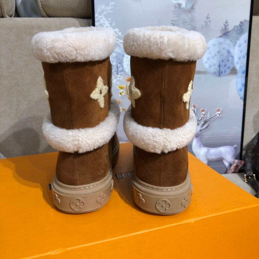 Louis Vuitton Unisex Ankle Boots detail 6
