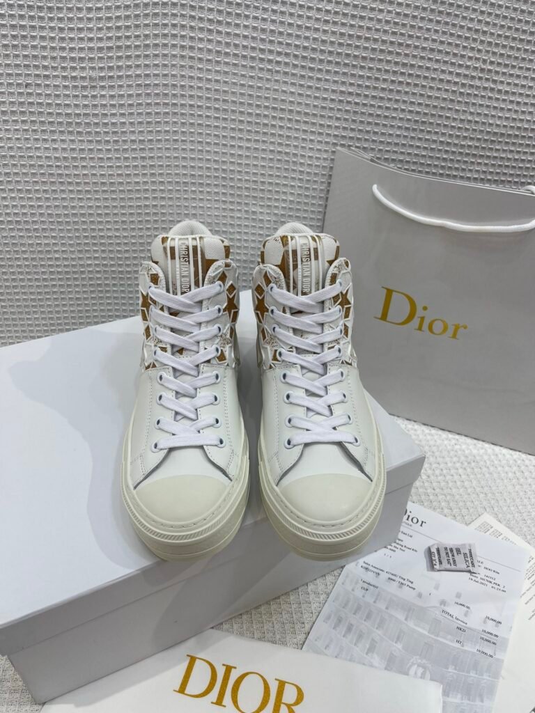 Dior Unisex High-Top Sneakers detail image 6