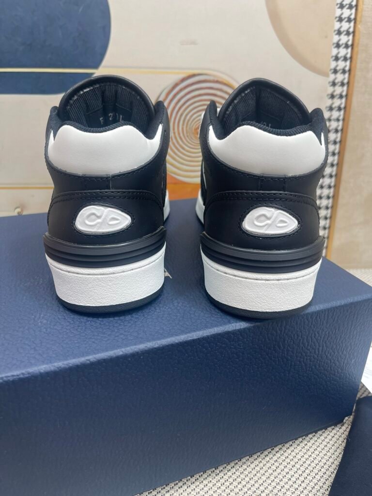 Dior Unisex Chunky Sneakers detail 7
