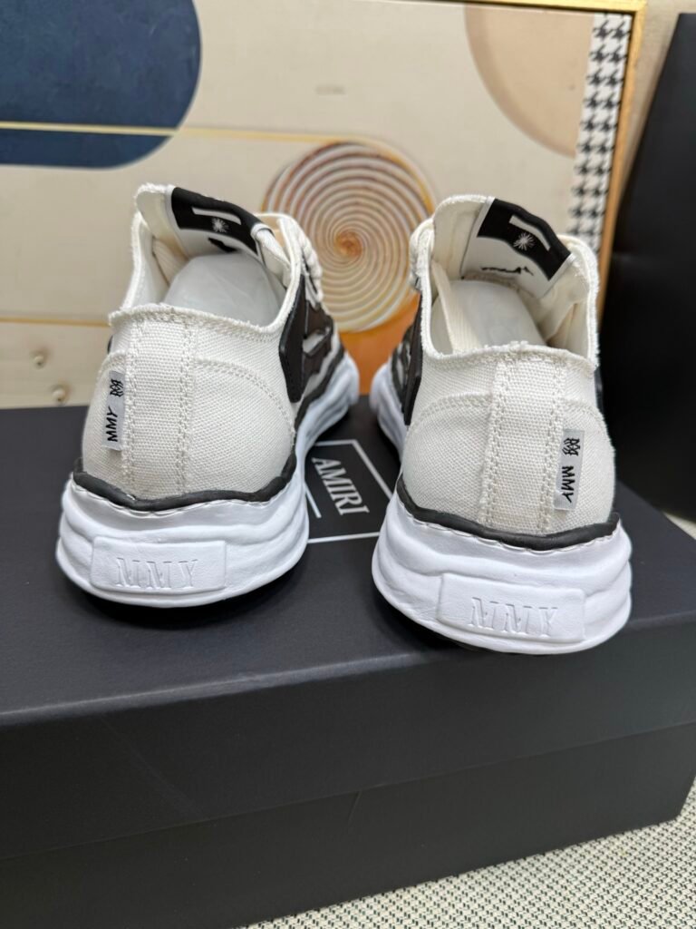 AMIRI Unisex Chunky Sneakers detail image 7