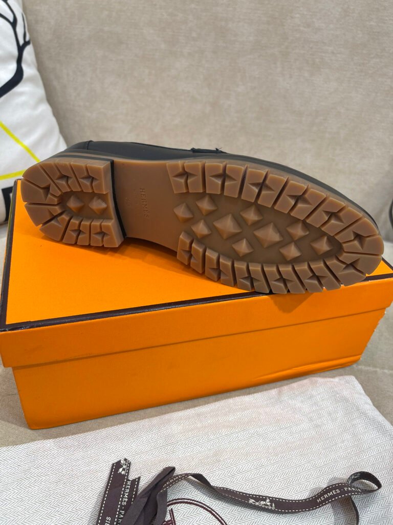 Hermès Unisex Loafers detail 7