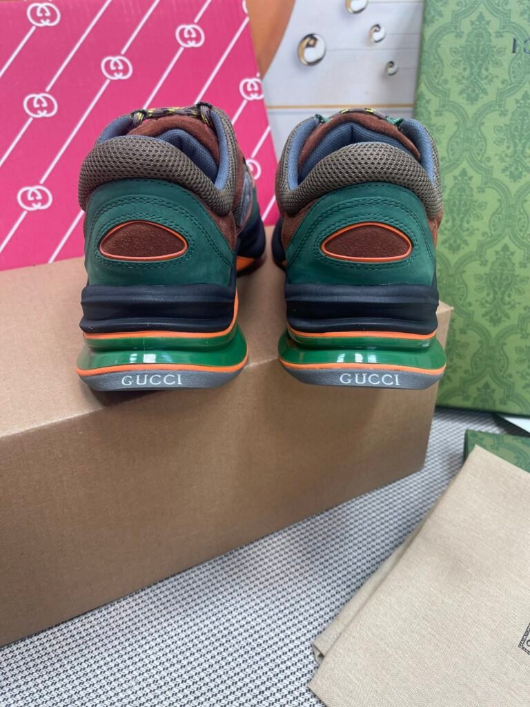 Gucci Unisex Chunky Sneakers detail 7
