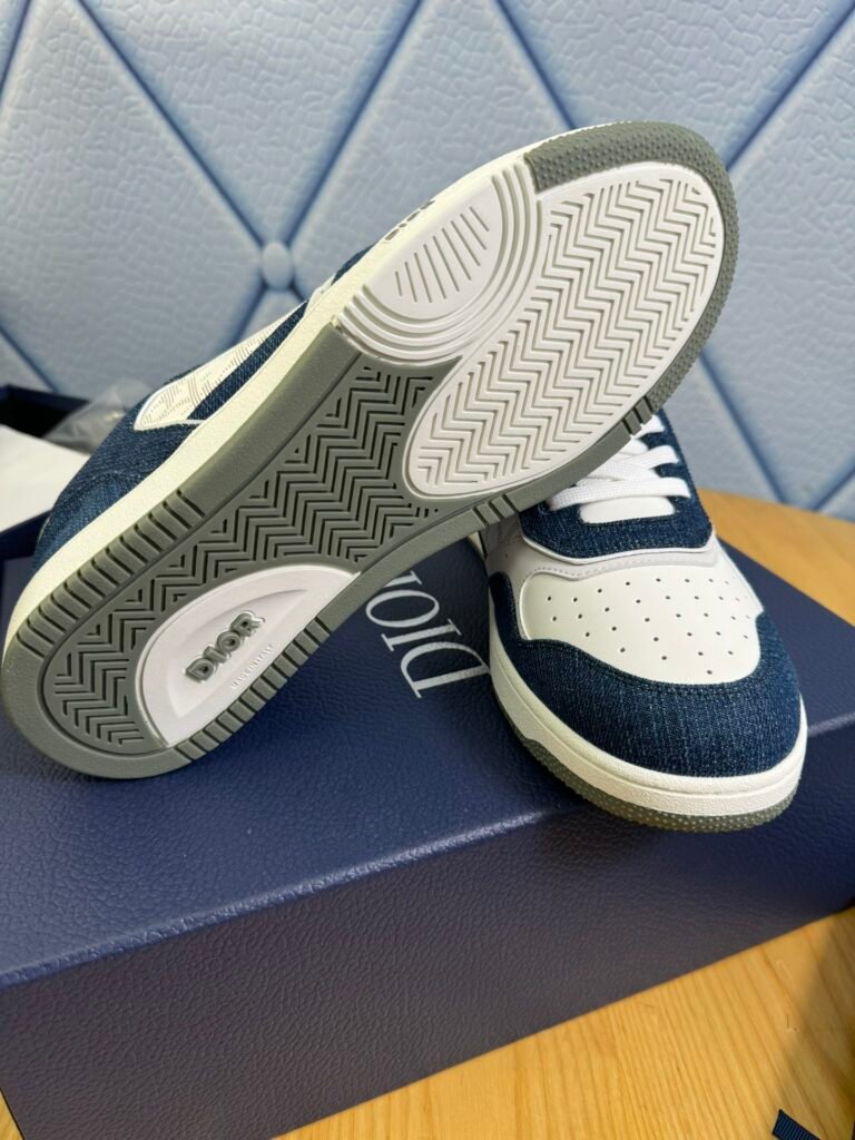 Dior Unisex Chunky Sneakers detail 7