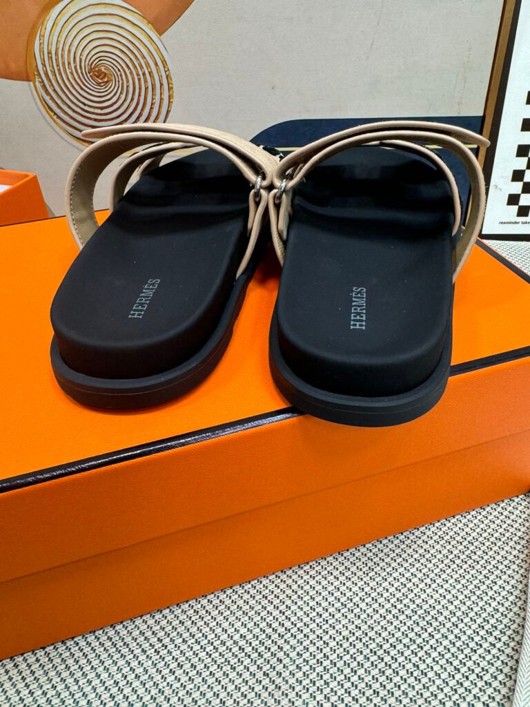 Hermès Unisex Slides detail 7