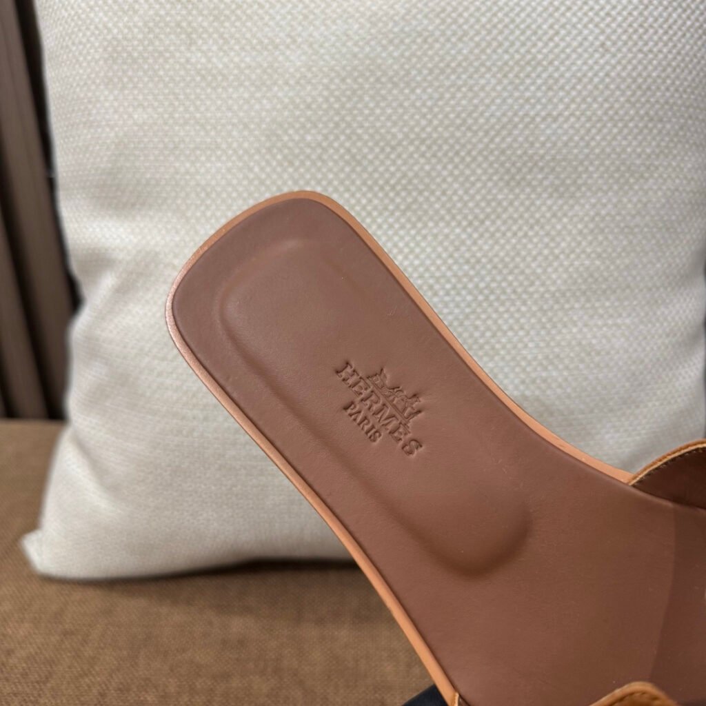 Hermès Unisex Leather-Sole Shoes detail 7