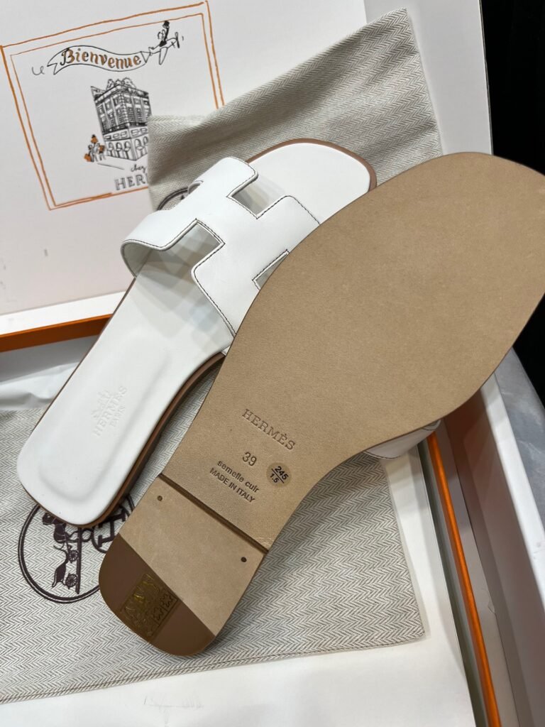 Hermès Unisex Slides detail 7