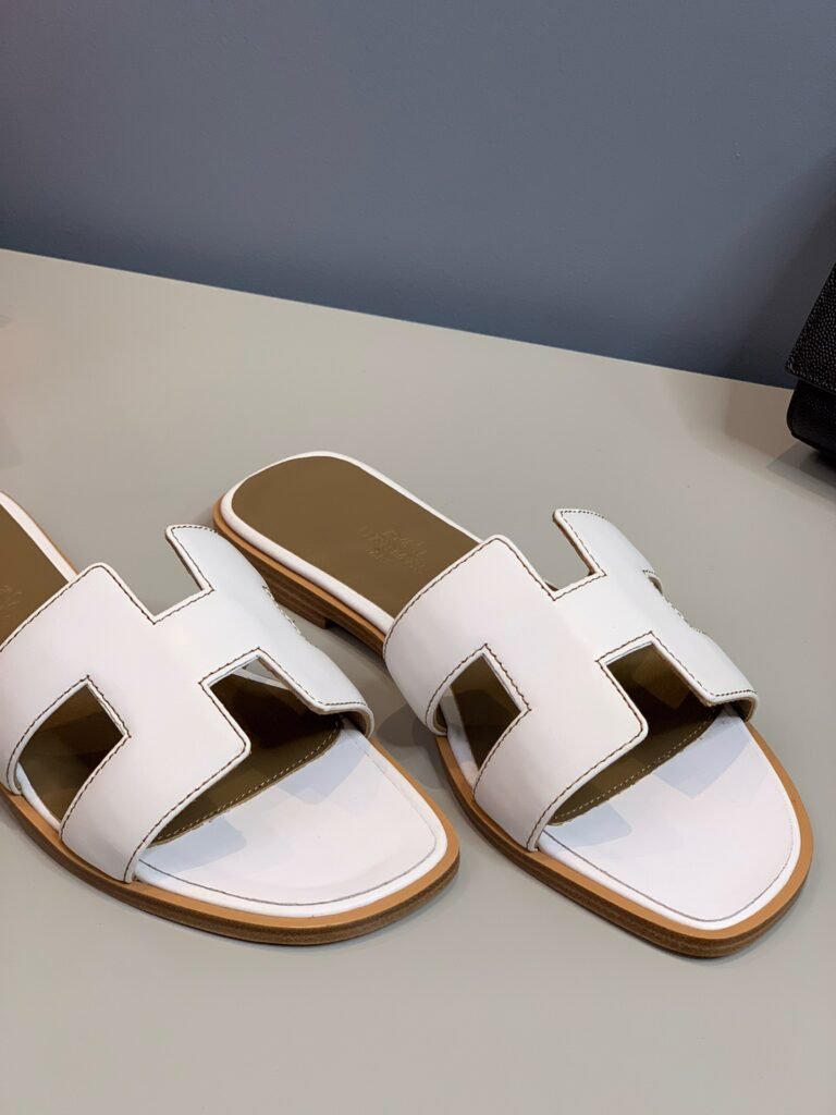 Hermès Unisex Slides detail 7