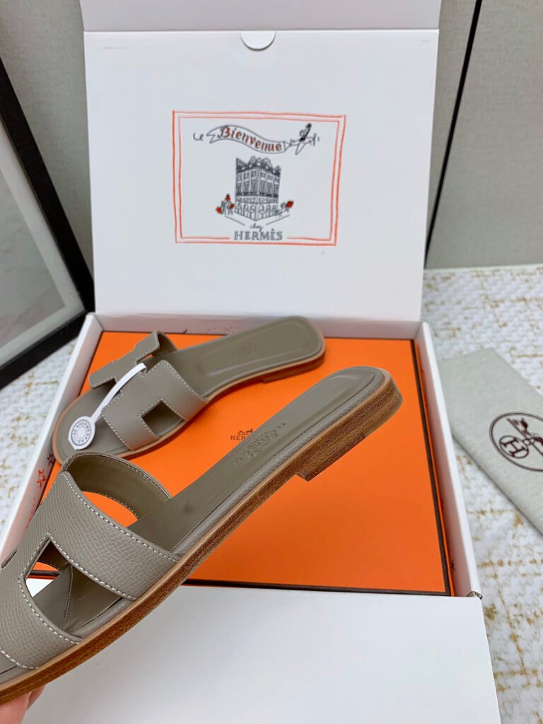 Hermès Unisex Slides detail 7