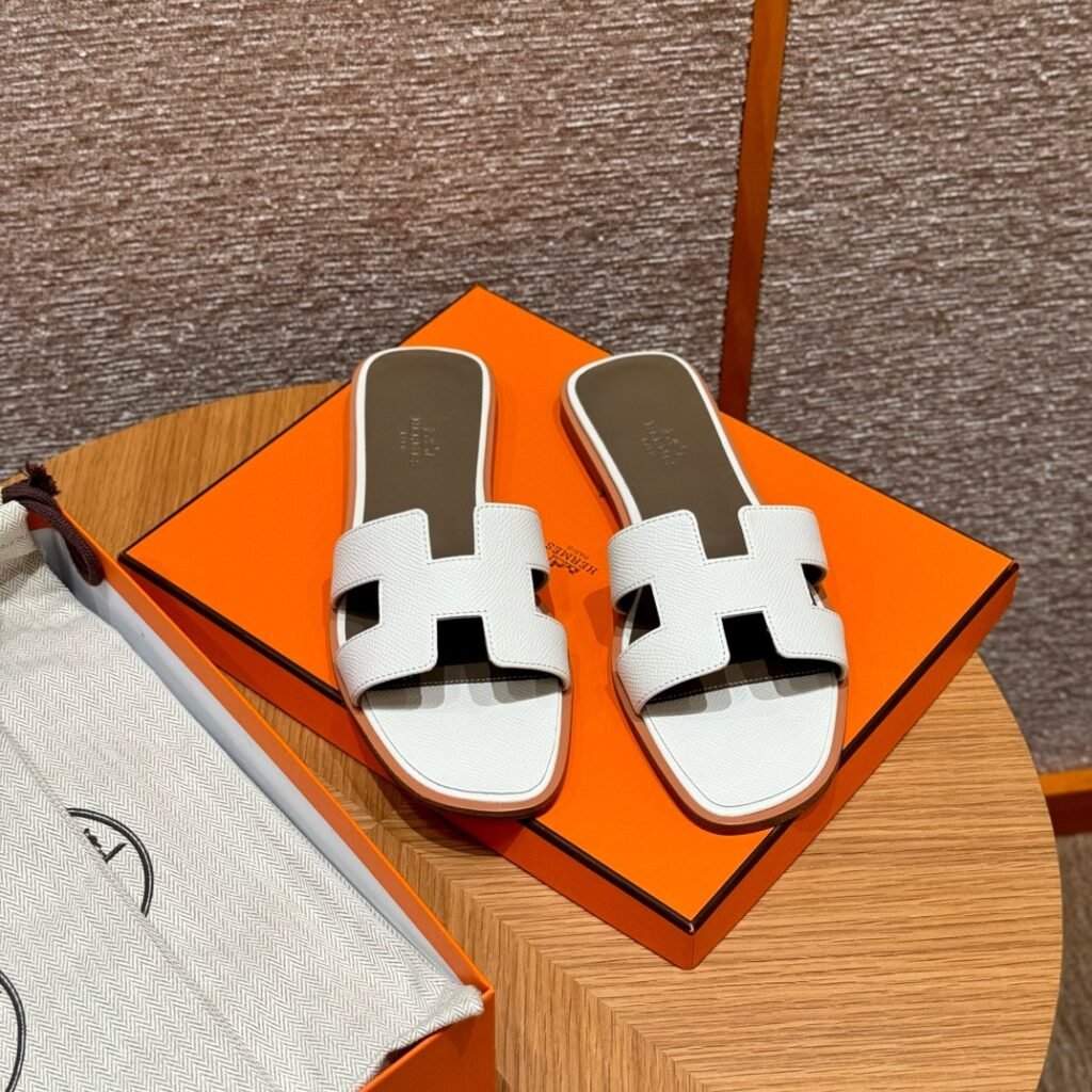 Hermès Unisex Slides detail 7