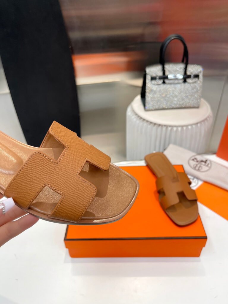 Hermès Unisex Slides detail 7