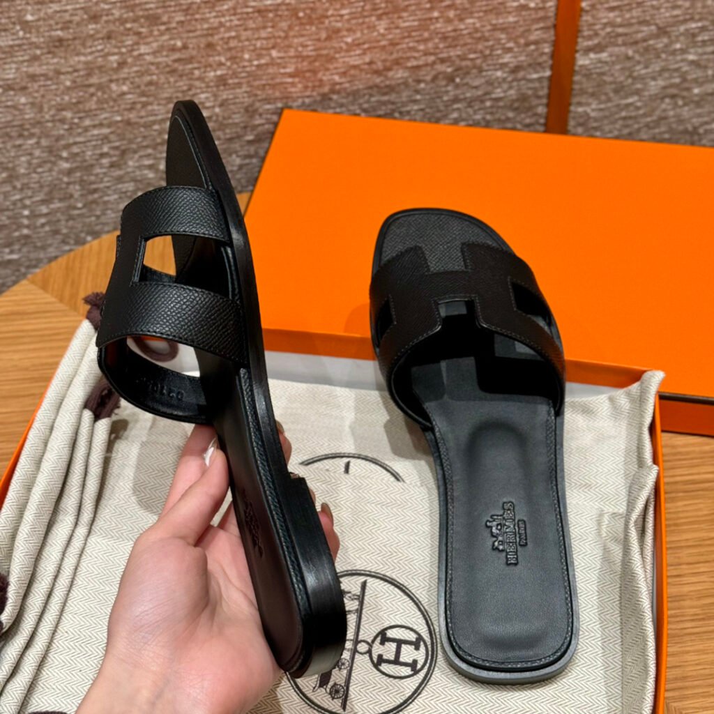 Hermès Unisex Slides detail 7