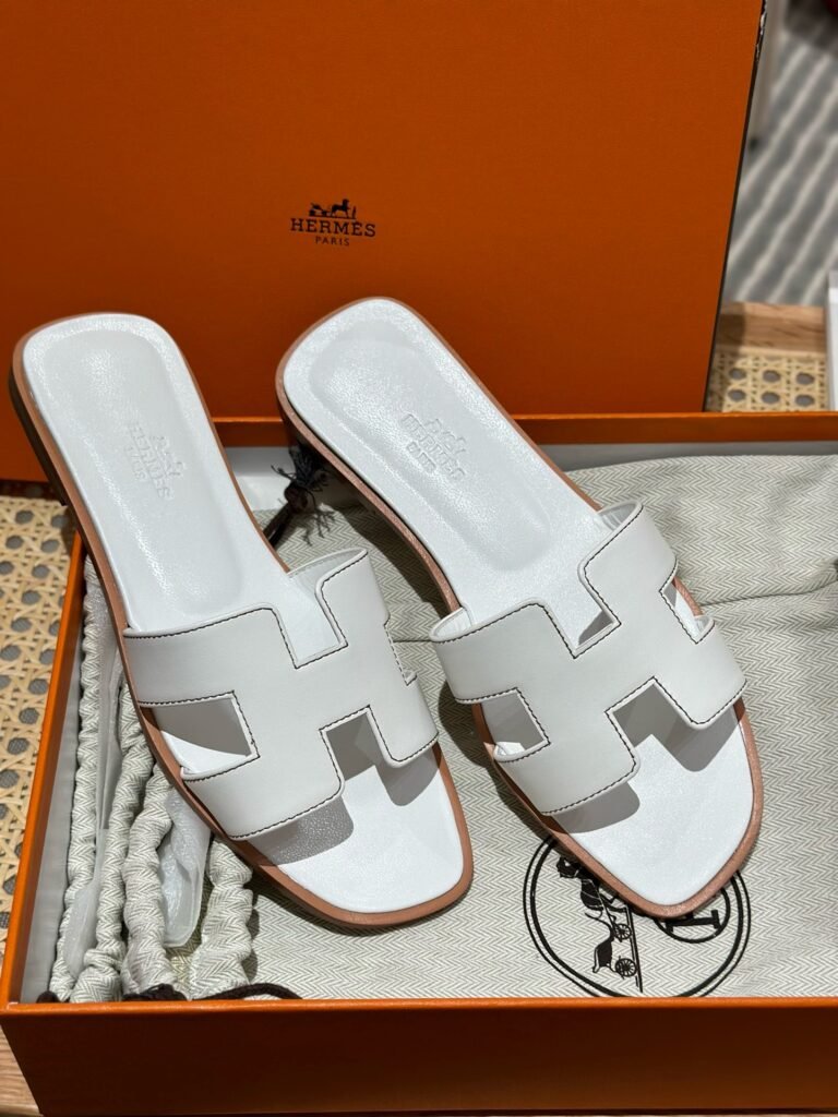 Hermès Unisex Slides detail 7