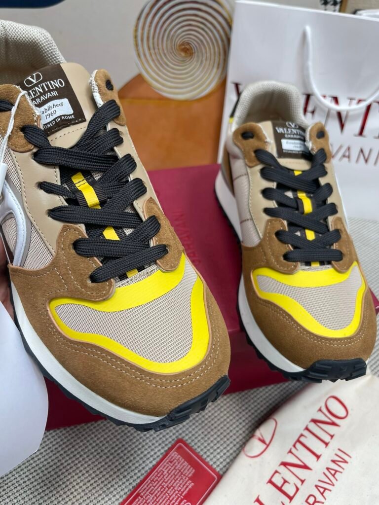 Valentino Garavani Unisex Athletic Sneakers detail image 7