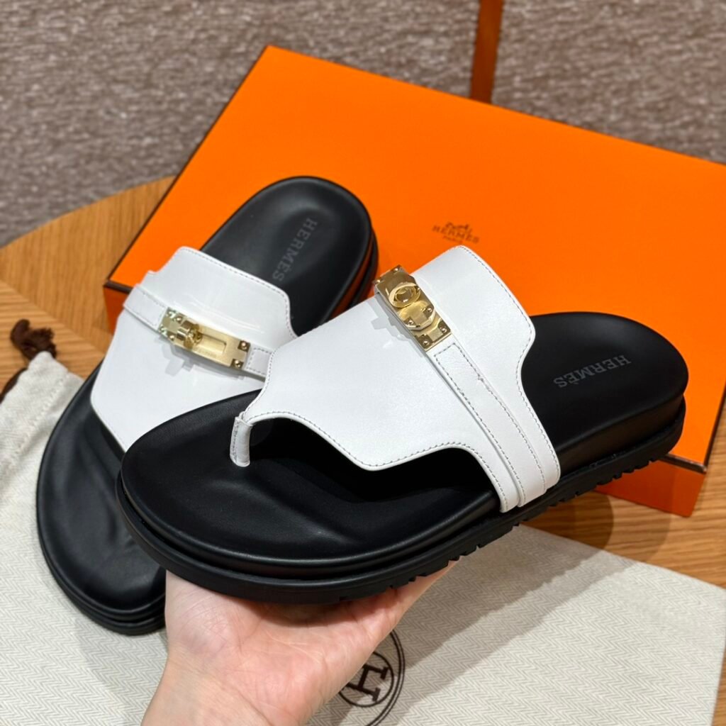 Hermès Unisex Sandals detail 7