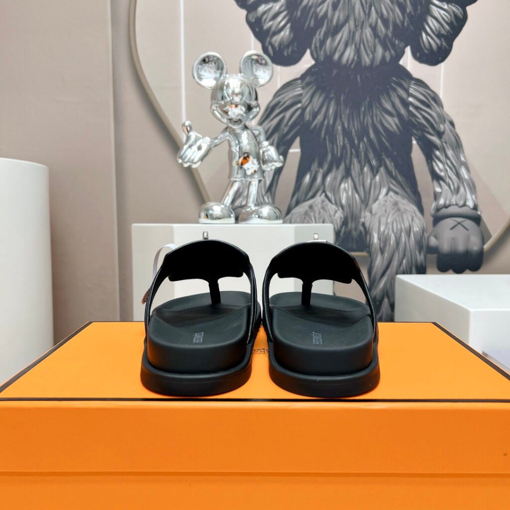 Hermès Unisex Slides detail 7
