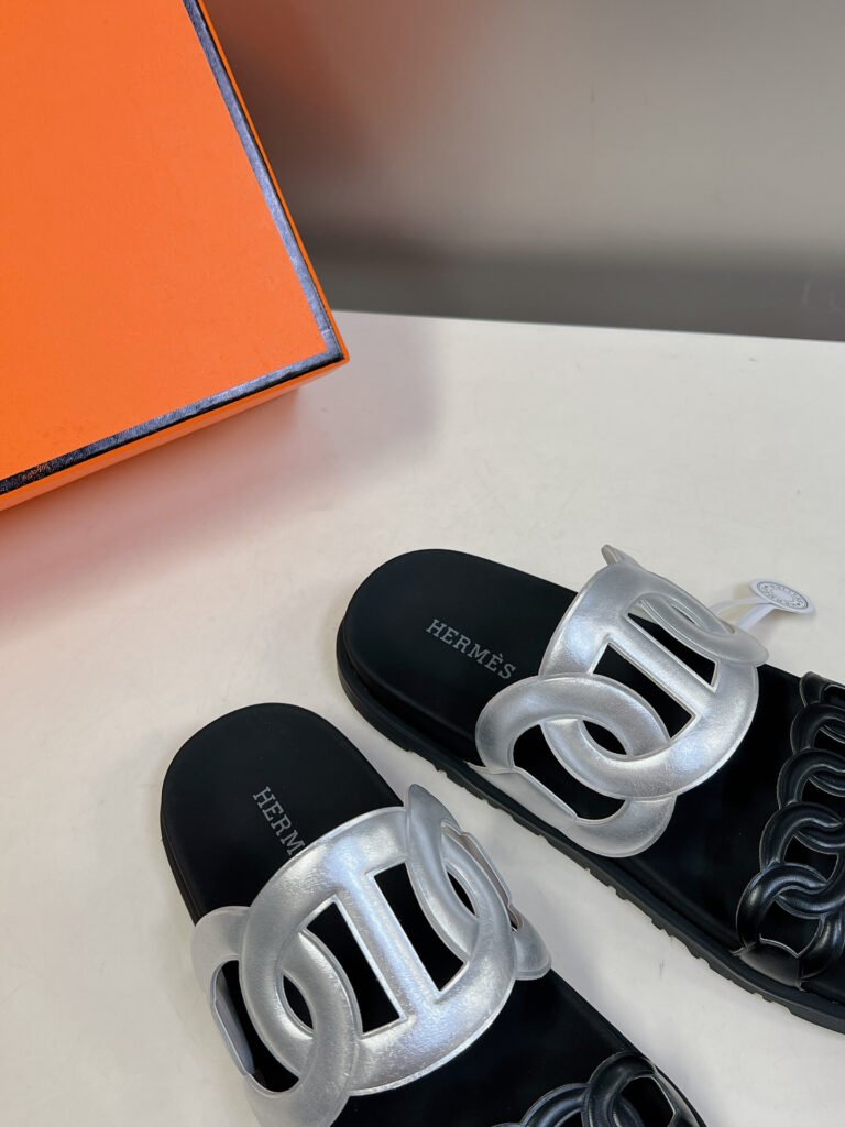 Hermès Unisex Slides detail 7