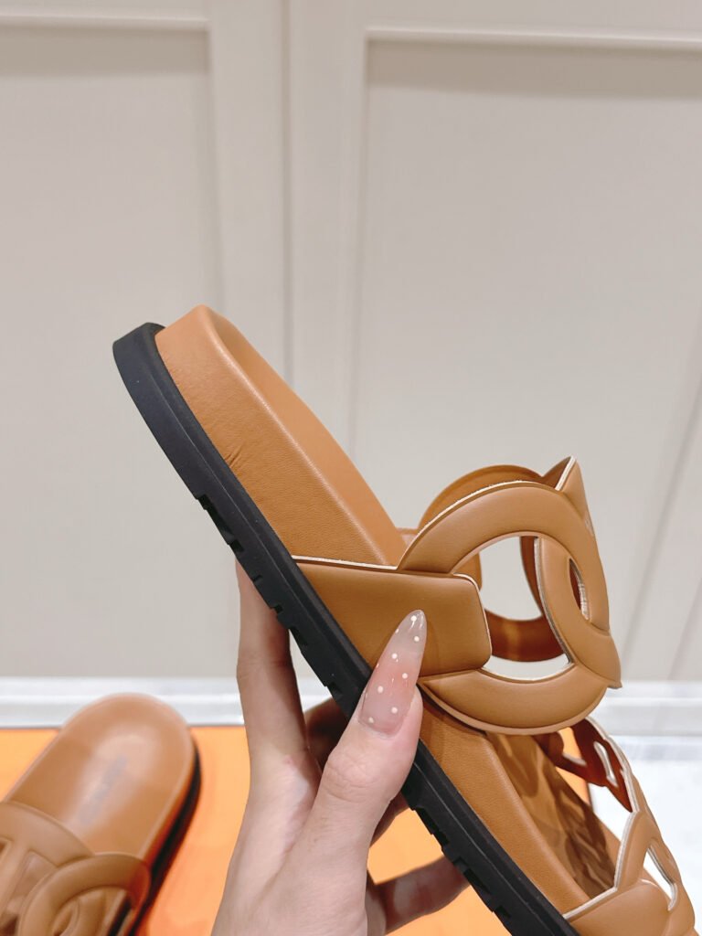 Hermès Unisex Slides detail 7