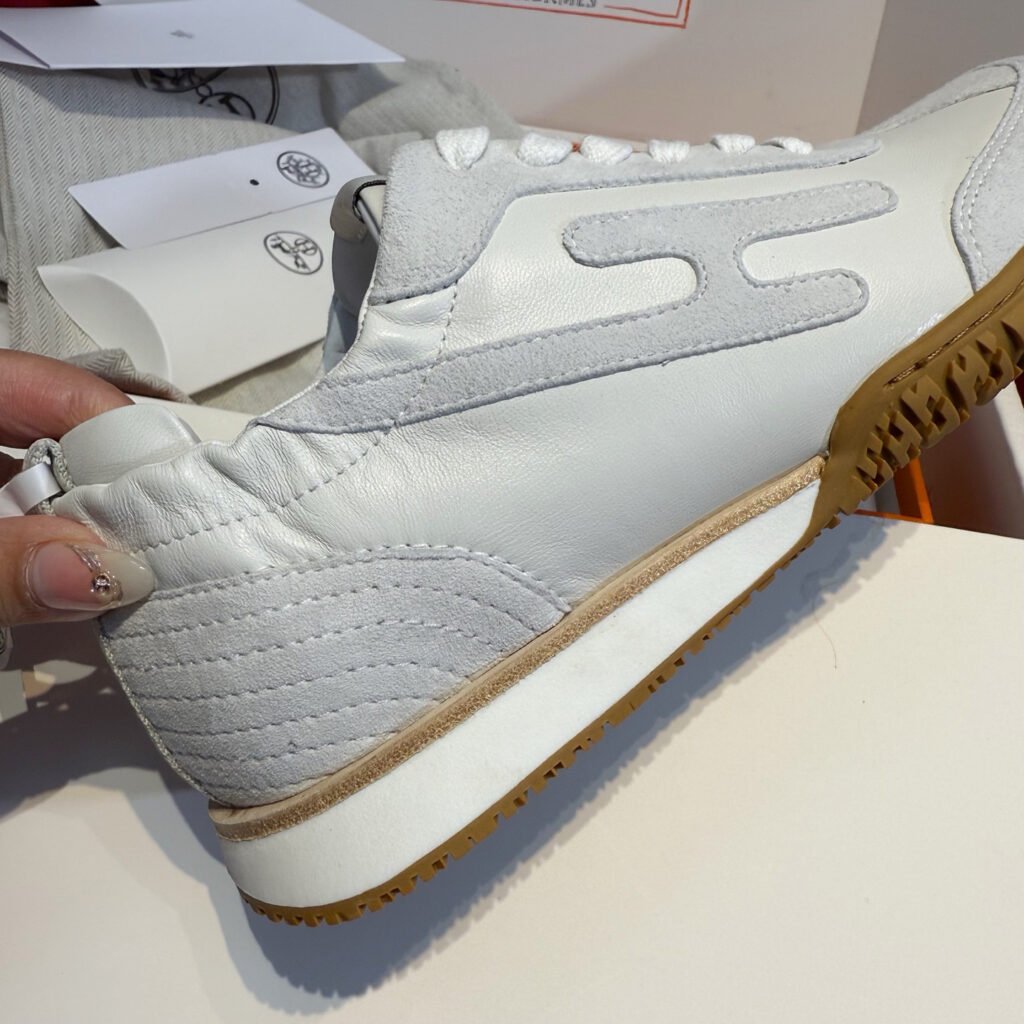 Hermès Unisex White Low-Top Sneakers detail 7