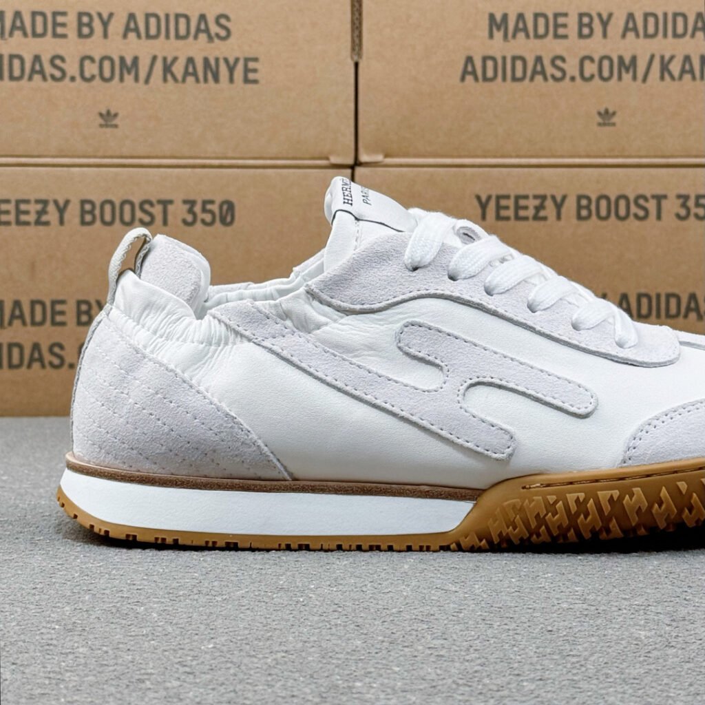 Hermès Unisex White Low-Top Sneakers detail 7