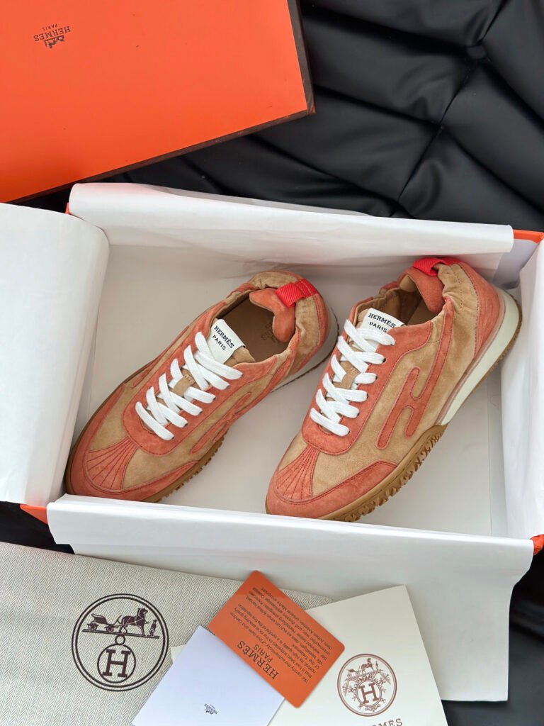 Hermès Unisex Athletic Sneakers detail 7