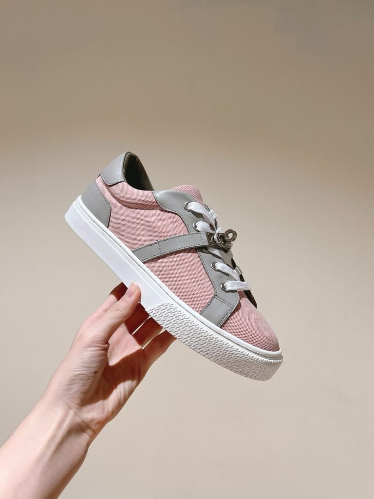 Hermès Unisex Sneakers detail 7