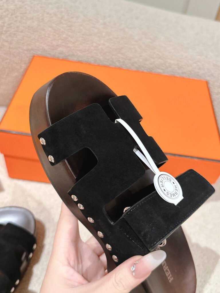 Hermès Unisex Slides detail 7