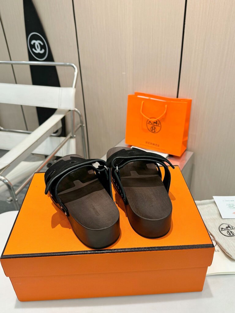 Hermès Women's Slides detail 7