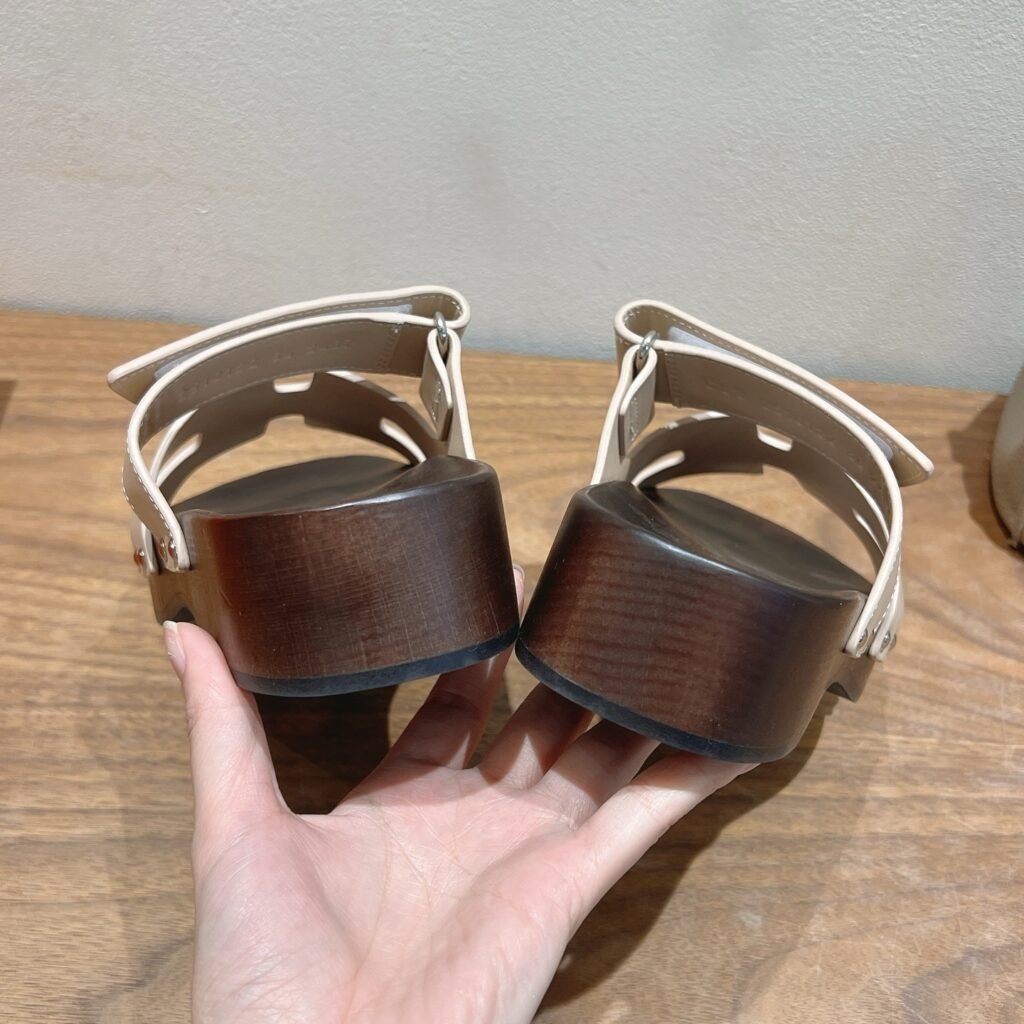 Hermès Unisex Slides detail 7