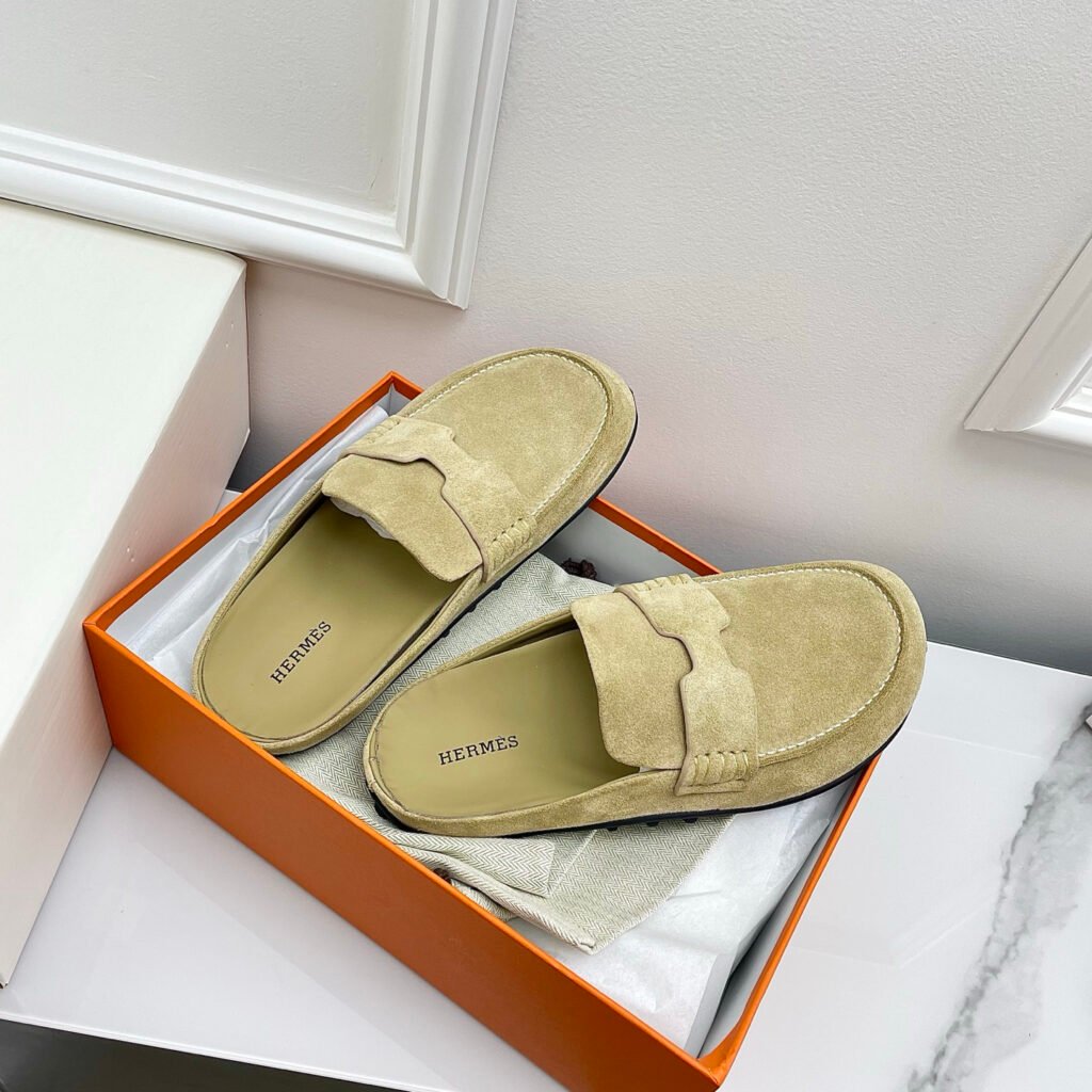 Hermès Unisex Mules detail 7