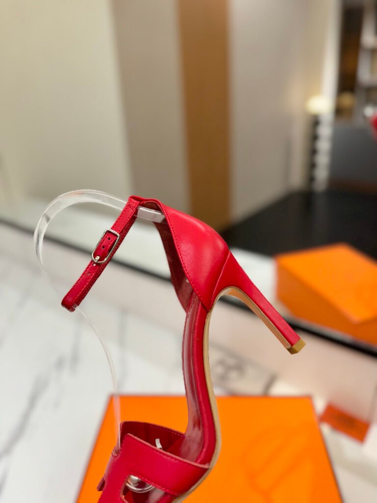 Hermès Women's High-Heel Pumps detail 7