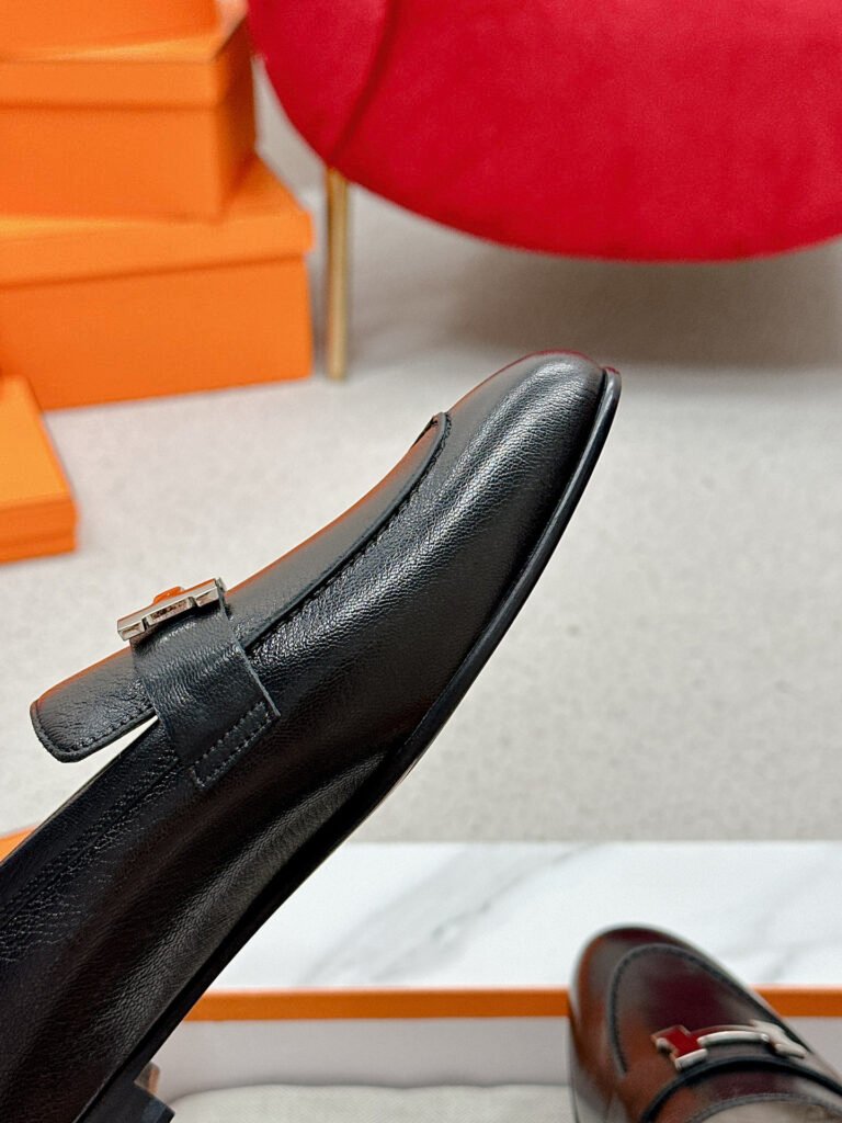 Hermès Unisex Loafers detail 7