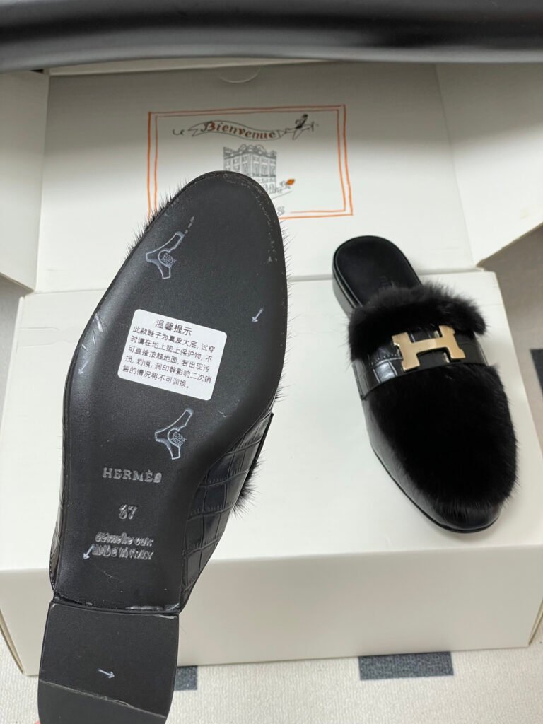 Hermès Unisex Loafers detail 7