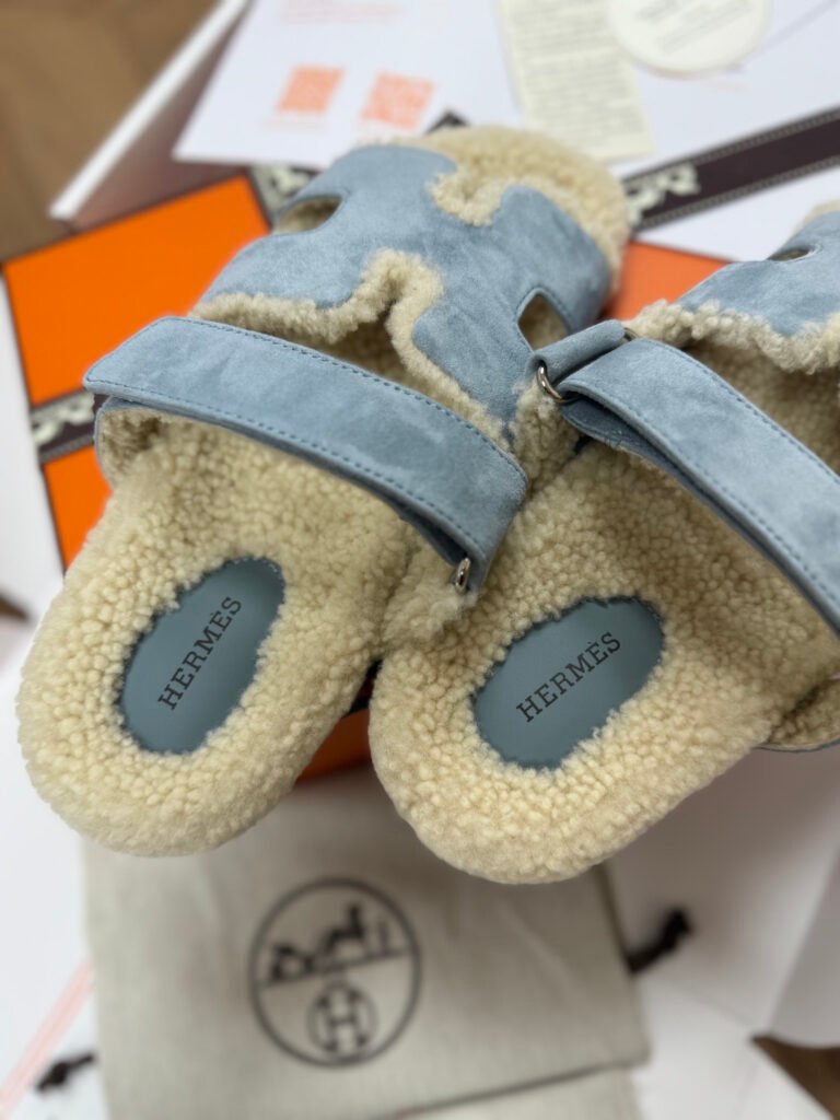 Hermès Unisex Shearling Shoes detail 7