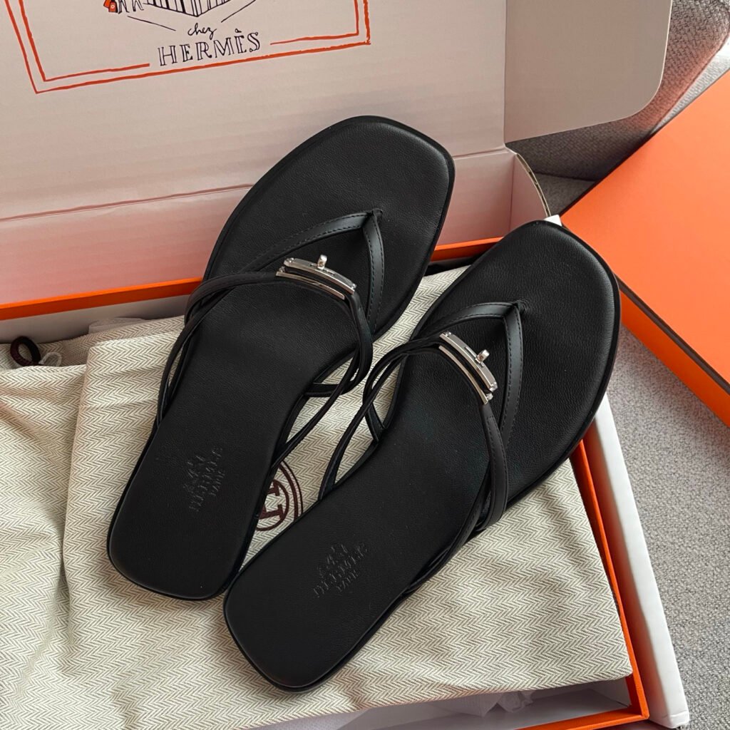 Hermès Women's Sneakers detail 7