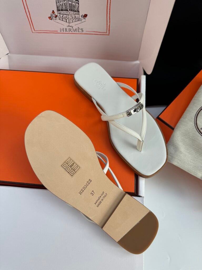 Hermès Women's Sneakers detail 7