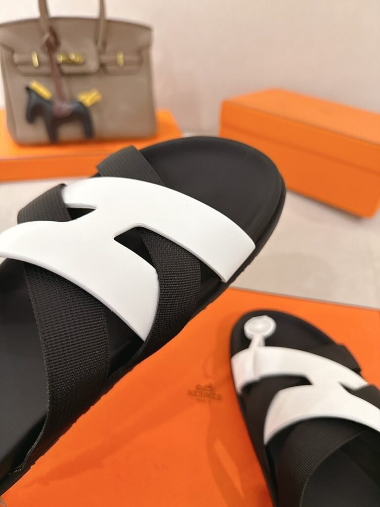 Hermès Unisex Slides detail 7