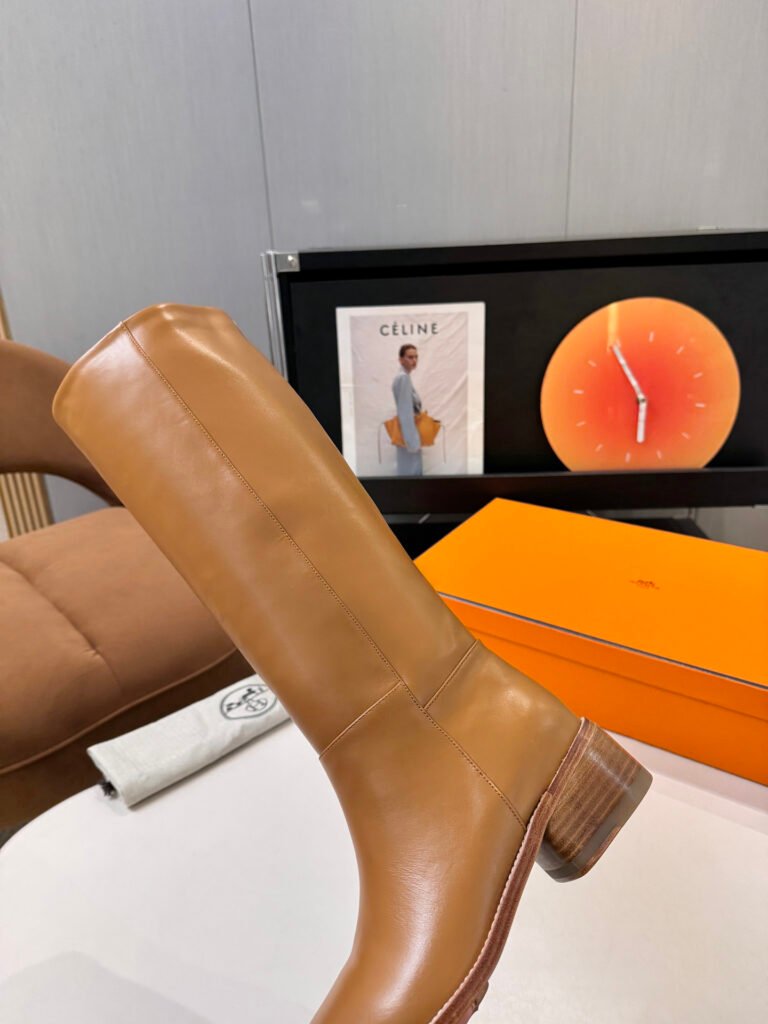 Hermès Unisex Boots detail 7