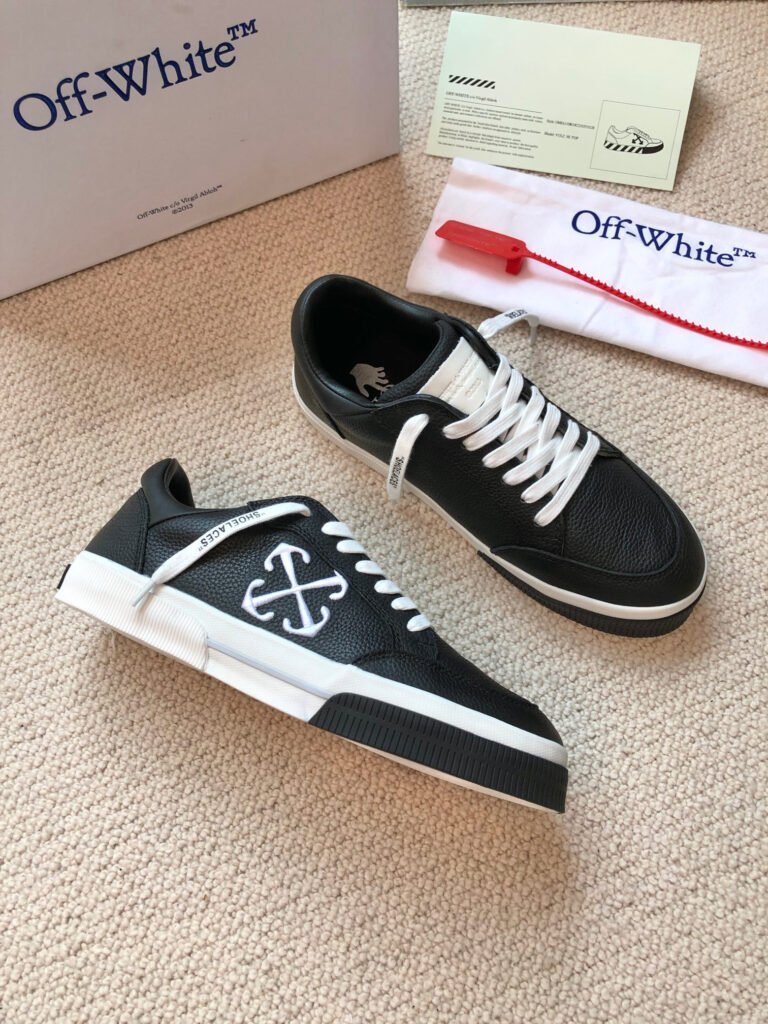 Off-White Unisex Sneakers detail image 7
