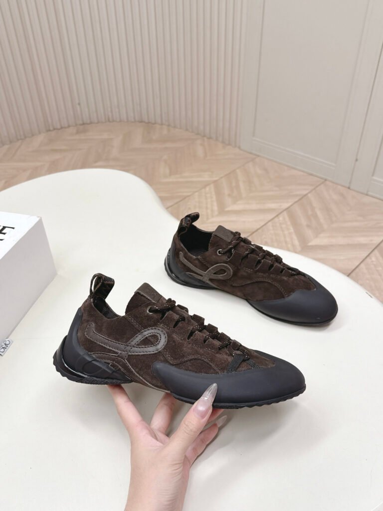 Loewe Unisex Sneakers detail image 7