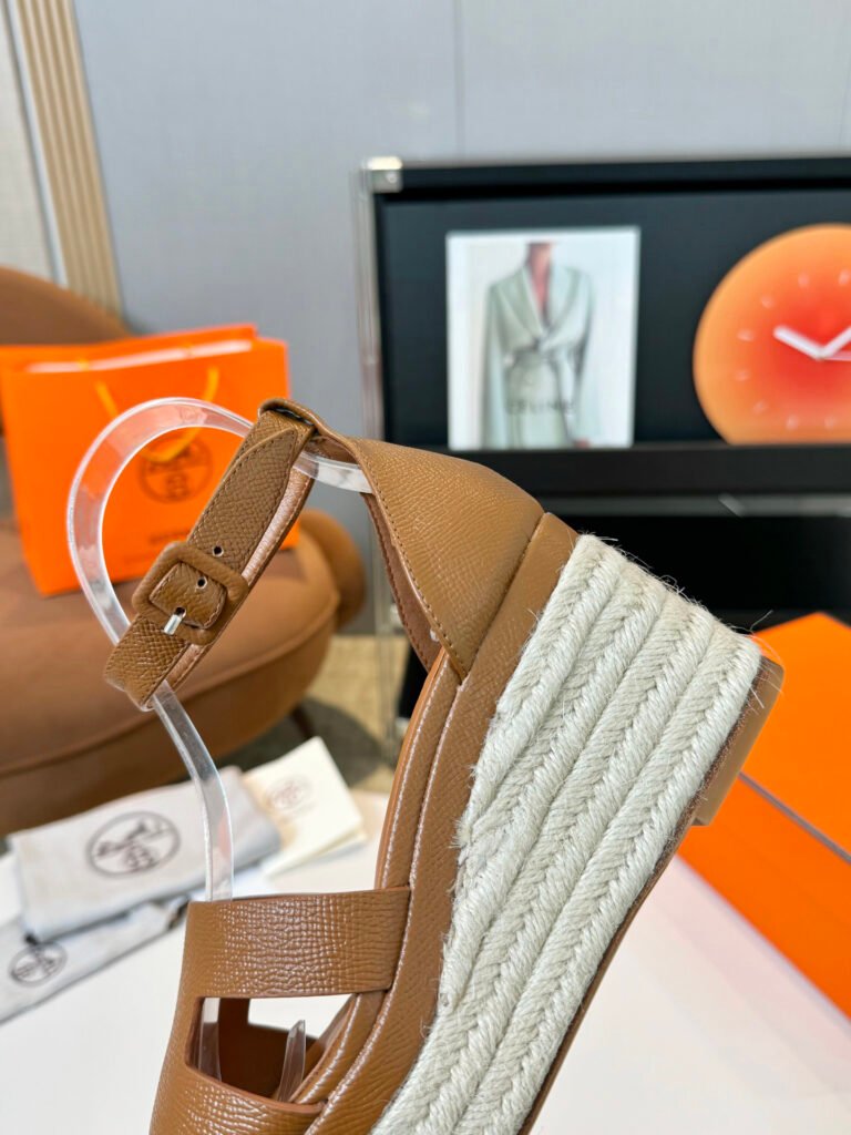 Hermès Unisex Platform Sneakers detail 7
