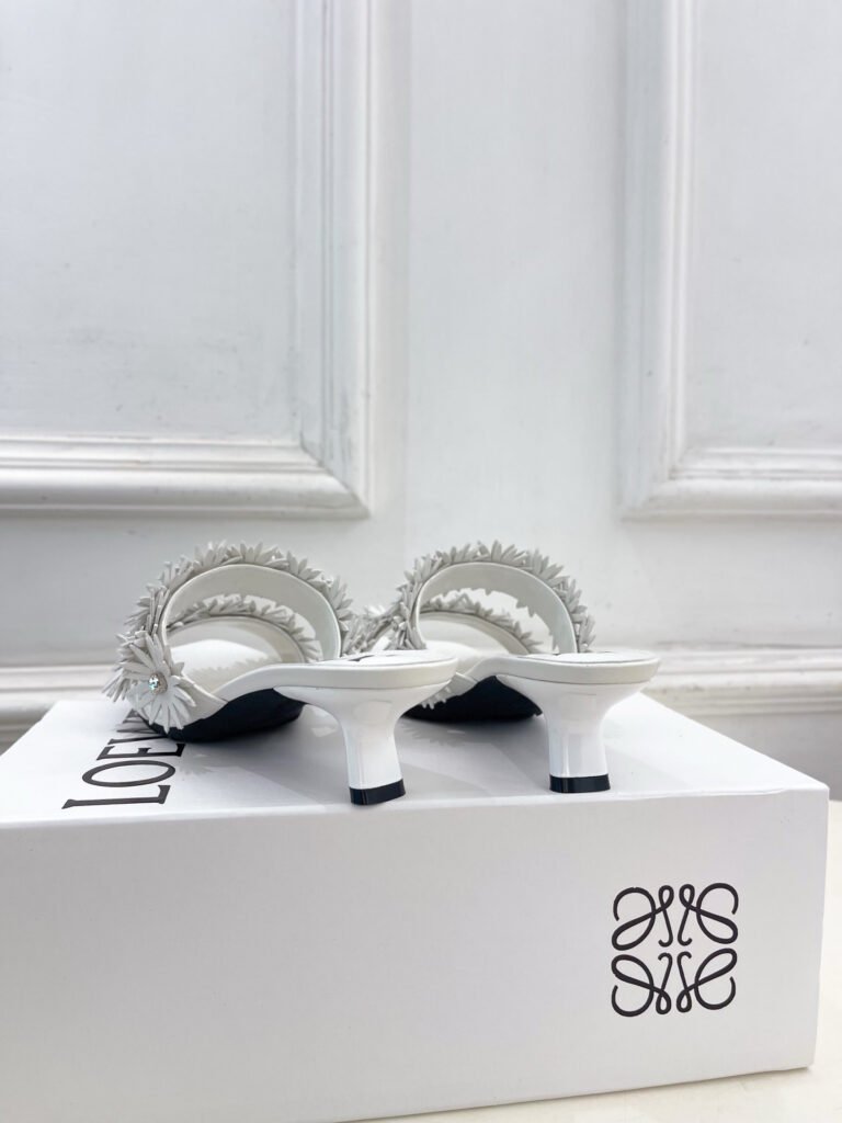 Loewe Unisex Leather-Sole Shoes detail 7